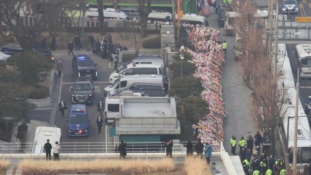 尹, 구치소 대신 병원행...건강검진 때문