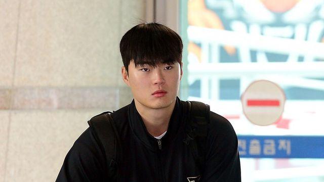 박민, 전지훈련 떠나는 진지한 모습