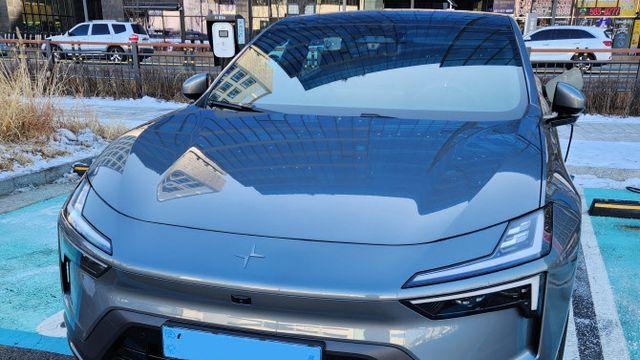 디자인도 성능도 ‘미래’ 달린다…'폴스타4'가 보여준 혁신[타봤어요]