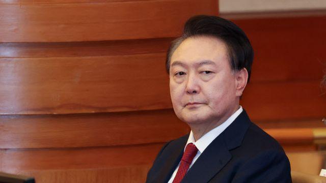 “윤, 안과 진료 차 병원 가” 구치소 복귀 전 들른 이유