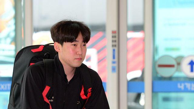 윤영철, 자신감 넘치는 전지훈련 출국!