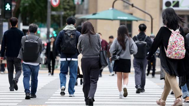 [내일날씨] 전국 대체로 맑음…경기 남부·충북엔 '미세먼지'