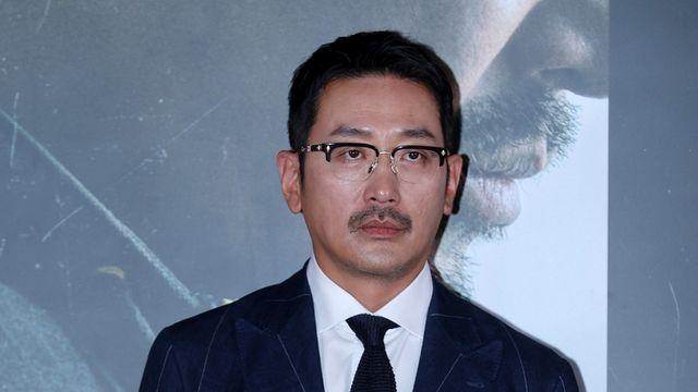 하정우, 쇠파이프→냉동생선 액션 