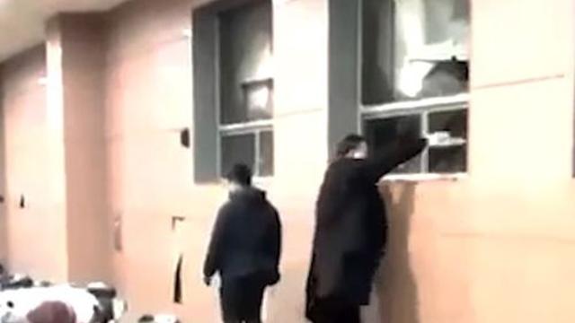 '서부지법 집단난동' 남성 1명 추가 체포…방화 시도 의혹도(종합2보)
