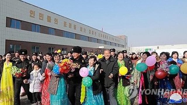北 평북에도 지방공업공장…'김정은 역점사업' 성과 연일 부각