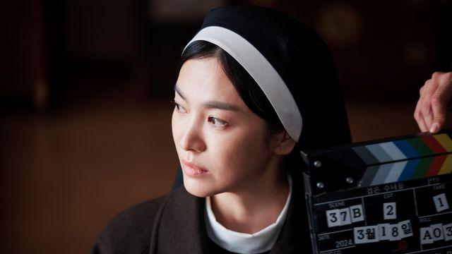 송혜교의 힘…'검은 수녀들', 개봉 첫 날 16만 관객 동원