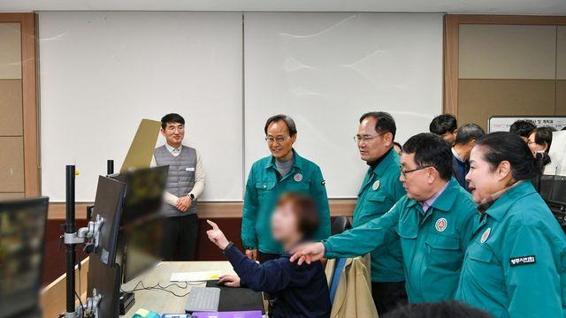 박남서 영주시장, 설 연휴 첫날 민생현장 소통 행보