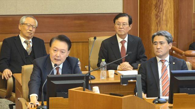 대통령·여당, 근데 이제 '금도를 넘은'?