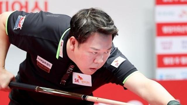 ‘장타 폭발’ 강동궁, 몬테스 꺾고 8강行…조재호 팔라손 불루트도 합류[PBA8차전]