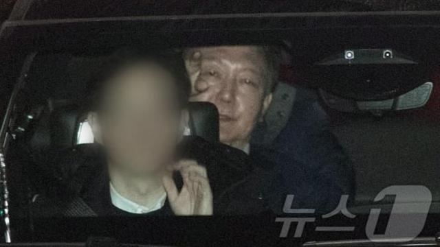 전·현직 대통령실참모들, 尹 접견 추진…