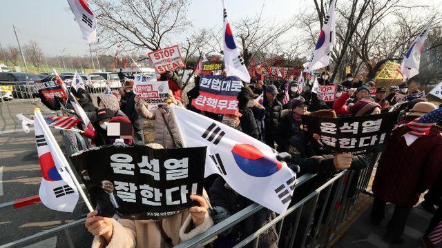 윤석열 대통령에 새해 편지 보낸 이들…
