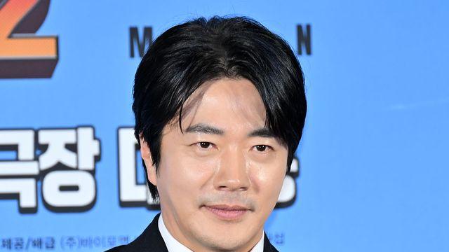권상우 '간절함의 무릎' 통했다…'히트맨2', 4일 연속 1위→150만 돌파