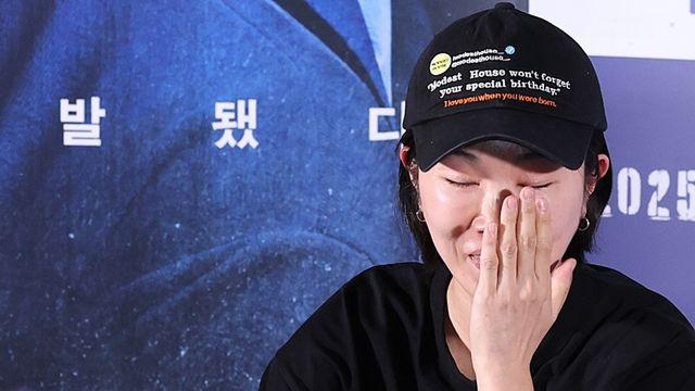 동료 배우들 다 눈물…30대 인기배우 유작된 영화, 대작들 사이에서 2만 관객 돌파