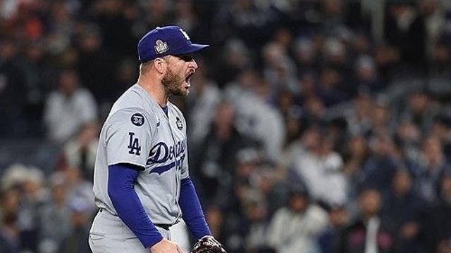 냉정한 다저스 '핵심 불펜' 내보낸다…美 매체도 놀란 