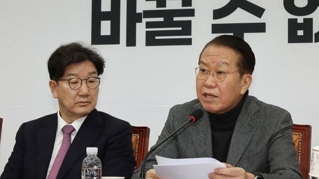 [속보] 권영세, 이재명 ‘흑묘백묘론’에 “검든 희든 고양이에 생선 못 맡겨”