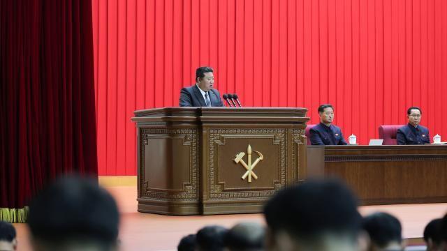 北, 새해 맞아 내부 단속 강화…