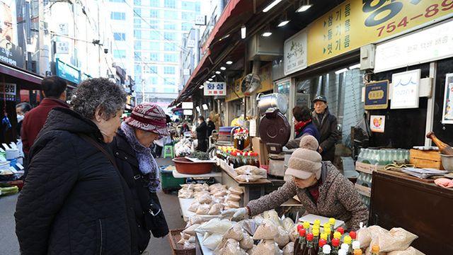 2월 추천 가볼 만한 곳… 따뜻한 먹거리 가득한 전통 오일장 5선