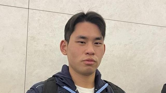 반즈 조언으로 '나쁜 남자' 변신 결심한 롯데 좌완 김진욱