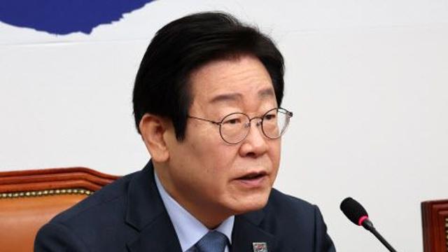 '우클릭'하는 민주당…반도체법 재계 목소리 듣는다