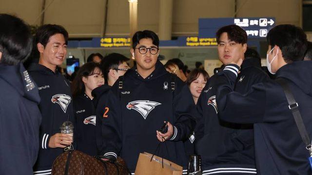 ‘바다 입수’ 채은성 “중요할 때 활약 못해…올해 약속은 긍정적으로” [IS 피플]