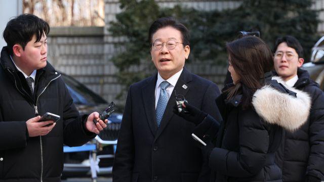 이재명, 대장동 재판 출석하며  