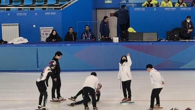 [아시안게임] '꽈당 또 꽈당'…쇼트트랙 빙질, 최강 한국 발목 잡나