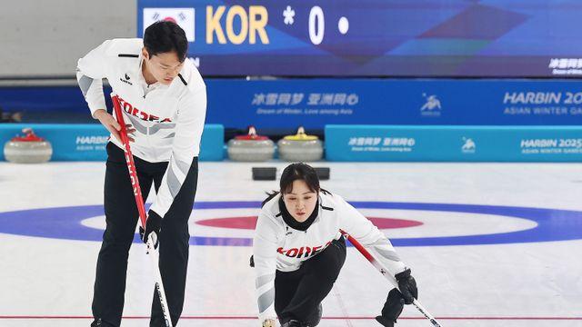 한국 선수단 첫 승 나왔다→주인공은 컬링 믹스더블 김경애-성지훈 [하얼빈 AG]