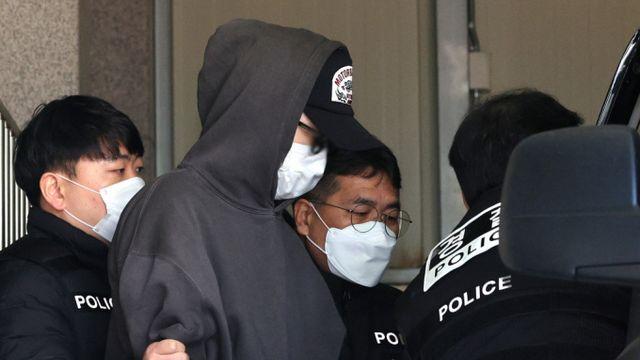 '서부지법 난동' 20대 녹색점퍼남 구속… 법원 