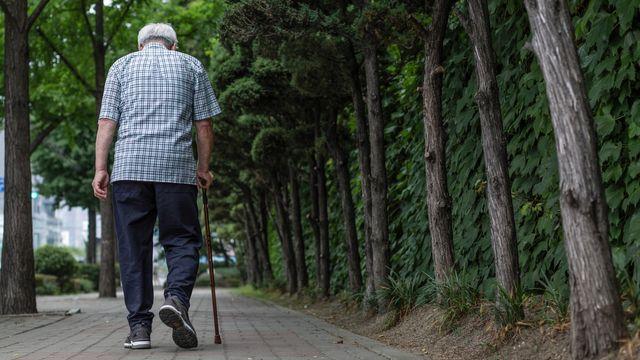 “노쇠·근감소증, 호흡곤란 위험 최대 9배 높여”