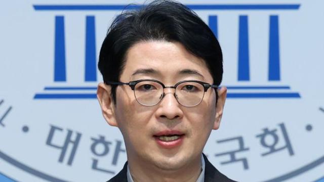 국힘, 지지율 1위 김문수 향해… 