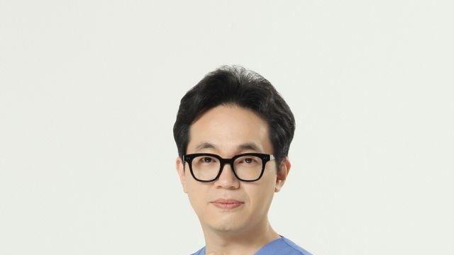 눈가 노화 개선 대책 접근 방법 시기까지 신중하게 고려해야