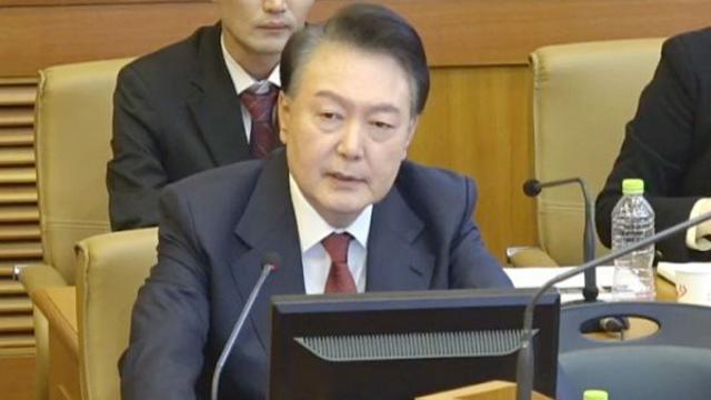 윤 대통령 헌재 도착… 