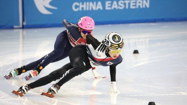 '김길리·박지원 쾌속 질주' 한국 쇼트트랙, 남·녀 1500m 전원 준결승 진출…린샤오쥔도 통과 [하얼빈 현장]