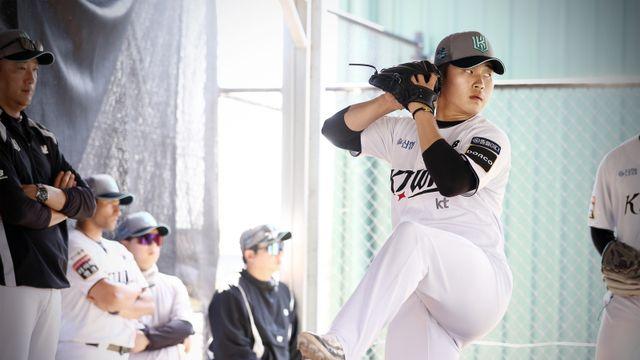 진화하는 '돌직구' 국대 마무리의 다음 목표, KT 박영현 