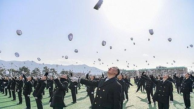 올해 첫 입소 해군병 710기 훈련 수료…