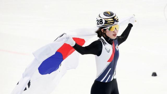 김길리 쇼트트랙 1500m 금메달… 박지원과 동반 2관왕