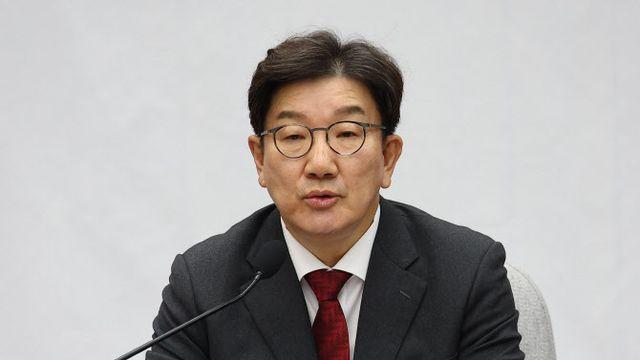 민주당, 공직자 질타 권성동에 “잘못 인정않고 협박 이르러”