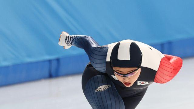 ‘0.004초 차 금메달’ 이나현, 스피드스케이팅 여자 100m 우승…김민선 은메달 [하얼빈 AG]