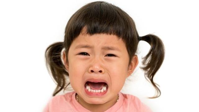 이유 없이 울음을 터트리는 우리 아이…혹시 '이 질환'은 아닐까?