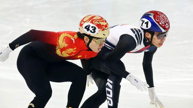 “한국 더럽고 더럽다”…중국 대표팀 쑨룽, 비매너 플레이 후 적반하장