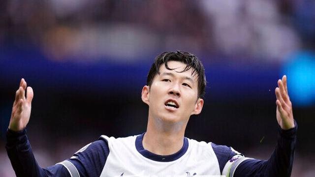 “손흥민은 진정한 리더 아냐…실력 훌륭했지만 퇴색 중” 현지 날선 비판 이어진다
