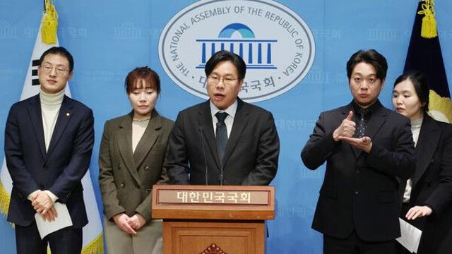 친한계 ‘언더73’ “국민소환제 환영...1호 대상은 이재명 본인”