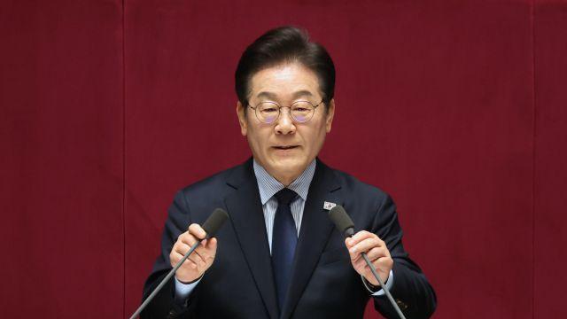 [속보] 이재명 “직접 민주주의 강화”…국회의원 국민소환제 도입 제안