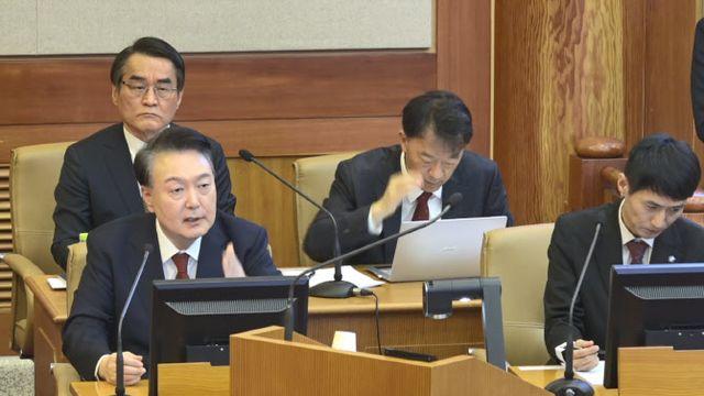 윤측, '증거채택' 놓고 헌재와 충돌…