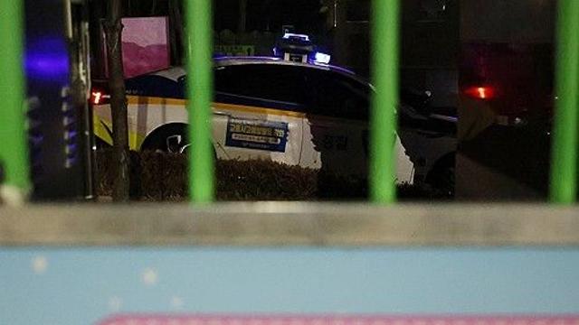 초등생 살해 교사 범행 기미있었다…나흘 전에도 학교서 난동