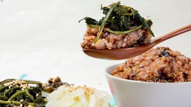 정월 대보름 전통 음식인데…오곡밥, '이런 질환' 앓고 있다면 피하세요