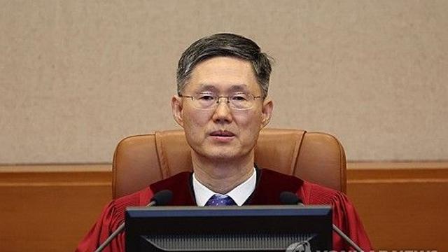 與 '문형배 동창카페' 논란에 