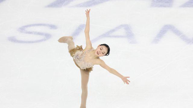 피겨 김채연, 여자 싱글 금메달… 사카모토 눌렀다
