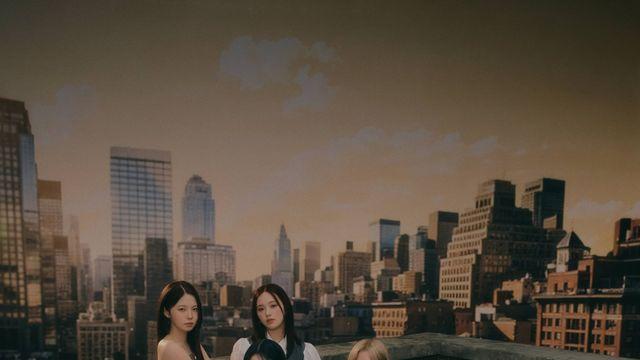 ‘JYP 걸그룹’ NiziU, 日 미니 1집 ‘AWAKE’ 확실하게 터졌다