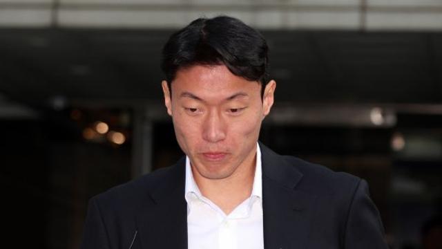 기습공탁 통했나… '불법 촬영 혐의' 황의조, 1심 징역 1년·집유 2년